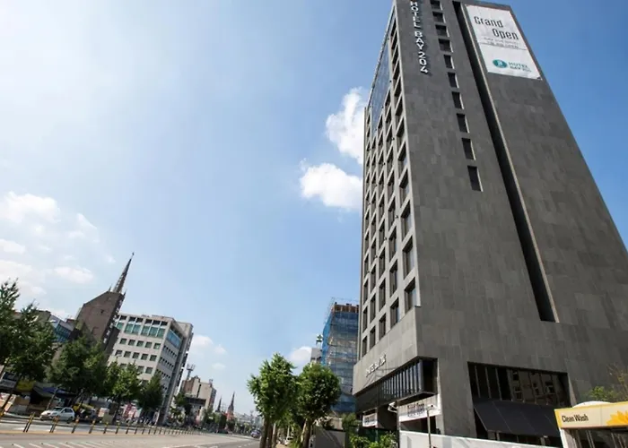 Dobong Bay204 Hotel 3*